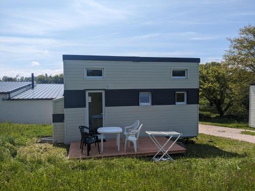 Tiny House proche de la plage sans draps ni serviettes