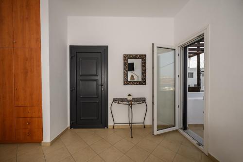 Gallery image of Anya Suites Santorini in Akrotiri