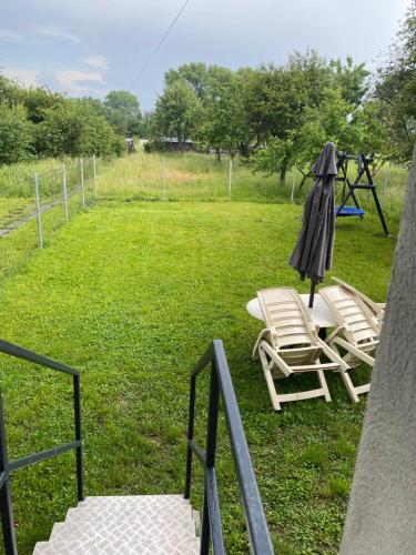 Сад в APARTAMENTY CIUKAJ