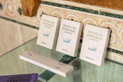 Certificato, attestato, insegna o altro documento esposto da Hotel & Spa Etxegana