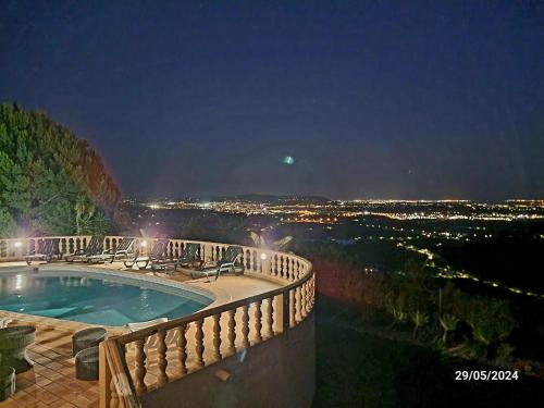 Elegant family house in Loulé with private pool