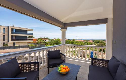 3 Bedroom Gorgeous Apartment In Medulin