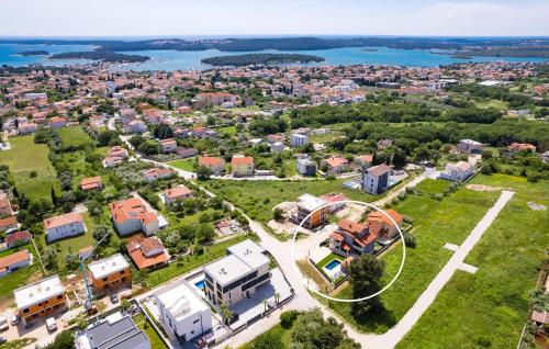 1 Bedroom Gorgeous Apartment In Medulin