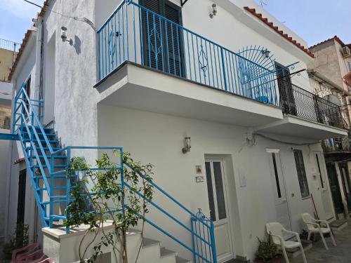 Foto La casa di Giuliana primo piano con balcone 5