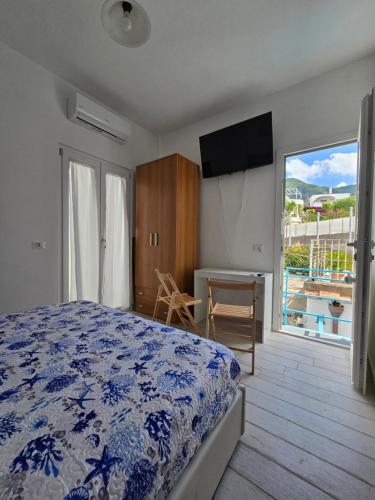Foto La casa di Giuliana primo piano con balcone 1
