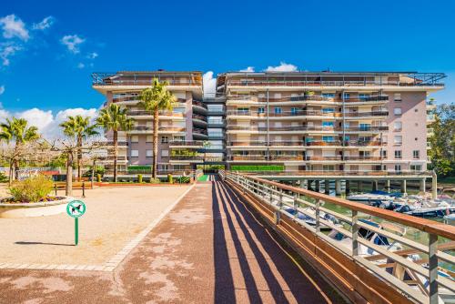 Appartement Marina Privée centre-ville Mandelieu