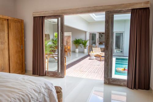 Gallery image of CANGGU - 3BDR Villa with Private Pool and Rooftop and Ricefield View in Kerobokan