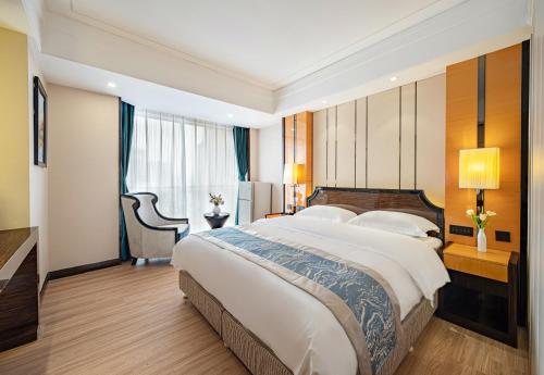 Gallery image of Evening Breeze Hotel 晚风酒店 in Chengdu