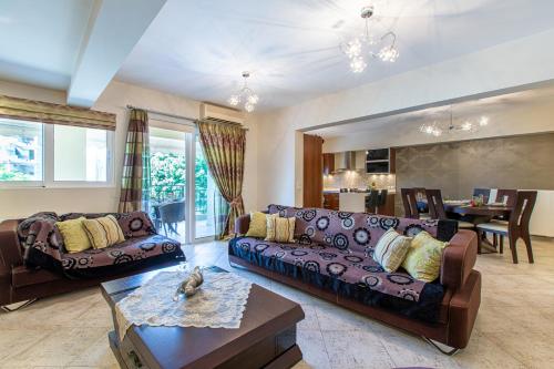 Elena Apartment