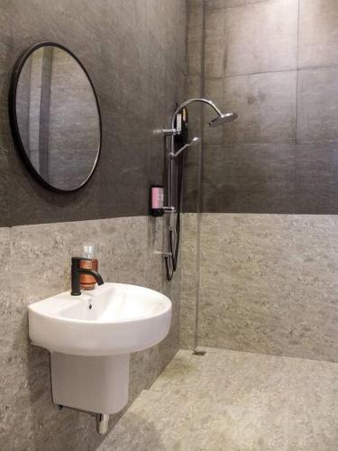 Un baño de Cosmo Villa by Labala