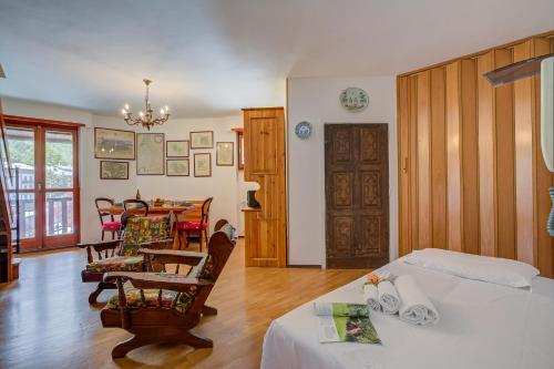Katil atau katil-katil dalam bilik di Il Rododendro City Center - Happy Rentals