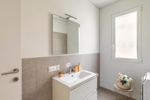 Koupelna v ubytování Magic Deluxe Suites - Free Parking