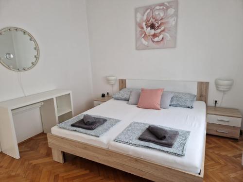 Apartment Denis