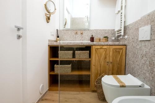 LV Vatican boutique apartment photo 21