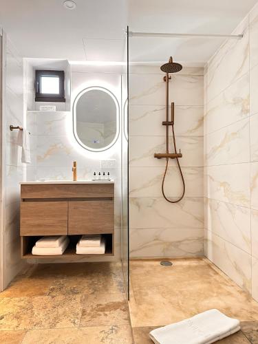 Koupelna v ubytování Boutique Hotel Comtal Empuries