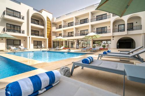 Бассейн в Al Masa Hotel El Sokhna или поблизости
