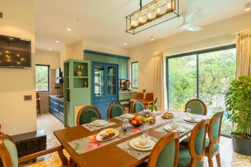 Gallery image of ELIVAAS 4 BHK with Pvt Pool & Jacuzzi bathtub - Laguna Aura in Anjuna