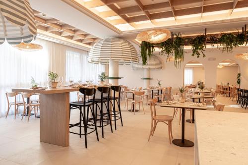 Hotel Estenseにあるレストランまたは飲食店