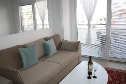 Snajder Apartment, 50m BEACH, 2 bedrooms, 2 bathrooms, 1living room, SELF CHECK-IN