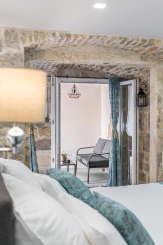 Heritage apartman Geza in centar with private parking