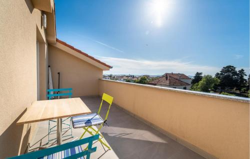 1 Bedroom Amazing Apartment In Sukosan