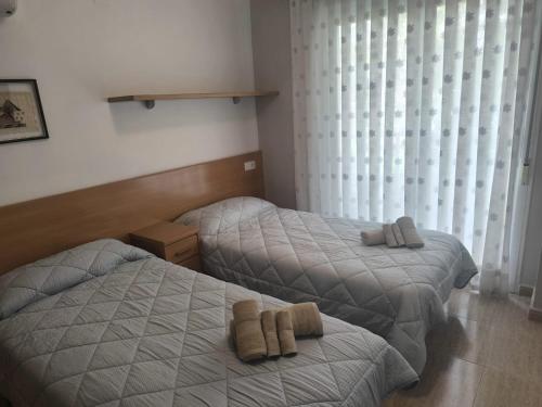 Larimar, piscina y deportes en Salou