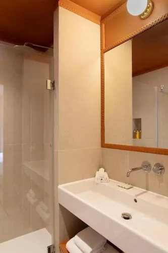 Paris Home Collection Serviced Apartments in Opéra - Rue Saint-Lazare photo 91