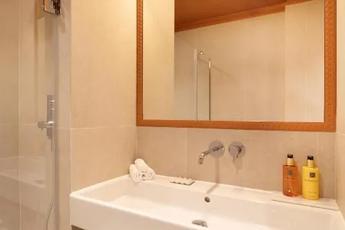 Paris Home Collection Serviced Apartments in Opéra - Rue Saint-Lazare photo 80