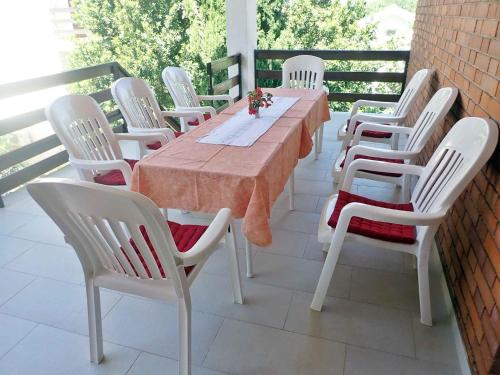 Apartment in Starigrad-Paklenica 40050