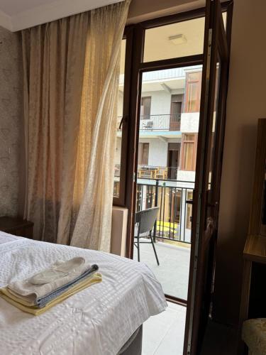 Fotografie z fotogalerie ubytování HOTEL GUGA v destinaci Kobuleti