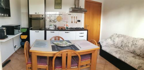 Cuisine ou kitchenette dans l'établissement Casa Deborah