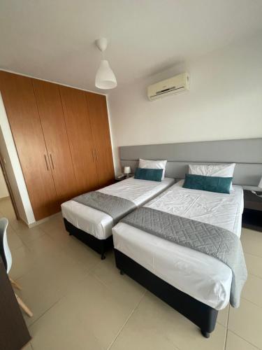 Fig Tree View Apartments 객실 침대