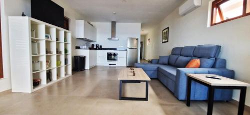 Tortuga Apartments Lagunにあるキッチンまたは簡易キッチン