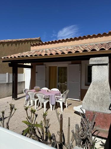 HOLIDAYLAND VILLA 439 T2 MEZZANINE 6 couchages climatisé NARBONNE PLAGE