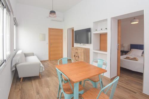APARTAMENTOS ERMITA PLAZA