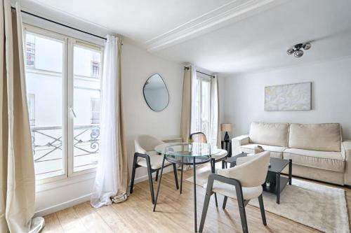 Luxury Design Studio Paris 9th