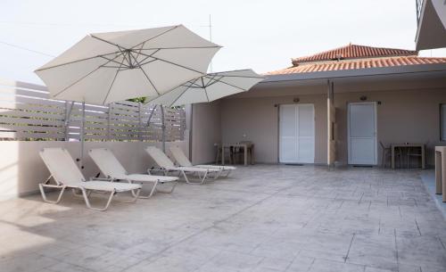 Dion Apartments ( Laganas Beach )