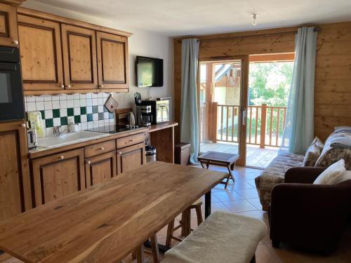 Cohennoz Le Cernix - Appartement montagne avec piscine proche pistes