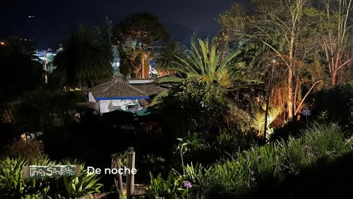 Taman di luar Finca San Pedro -Alojamiento Campestre y Reserva Natural-