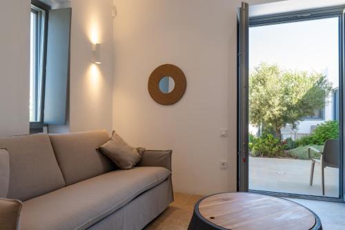 Posezení v ubytování Bracket House Paros