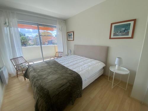 Appartement T3 rénové face plage avec terrasse et parking sécurisé - Arcachon
