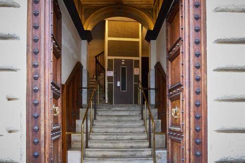 TrastevereHome - Elegant Apartment Near Navona Square