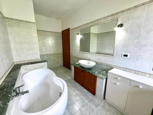 Un baño de l'Oasi serena
