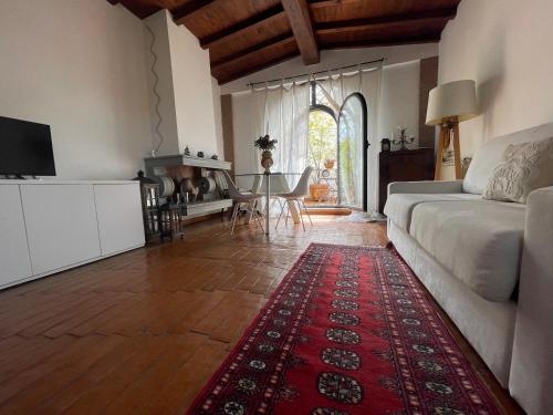 Et tv og/eller underholdning på Attico Le Castelline