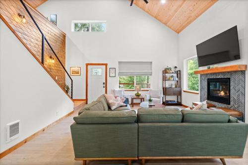 Televisyen dan/atau pusat hiburan di Perch - Serenity Nest