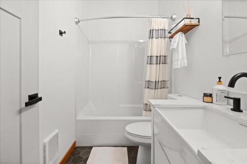 Bilik mandi di Perch - Serenity Nest