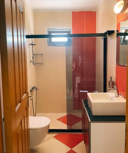 Bathroom sa Limon Hotel