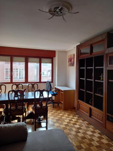 La terraza del Naranco - 3 habitaciones , PARKING y WIFI free