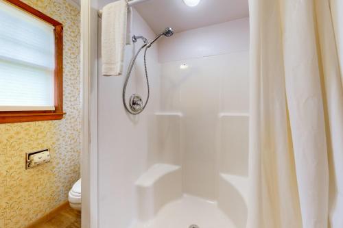 Koupelna v ubytování Takundewide Cabin