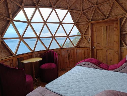 Φωτογραφία από το άλμπουμ του Villa del lago Glamping σε Tota